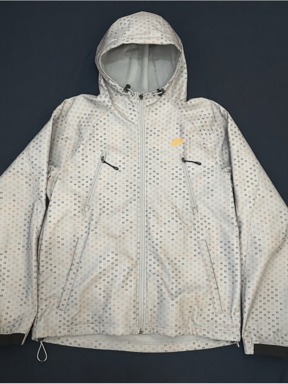 Nike 2000 Light Gray Hooded Rain Jacket with Subtle Dot Print